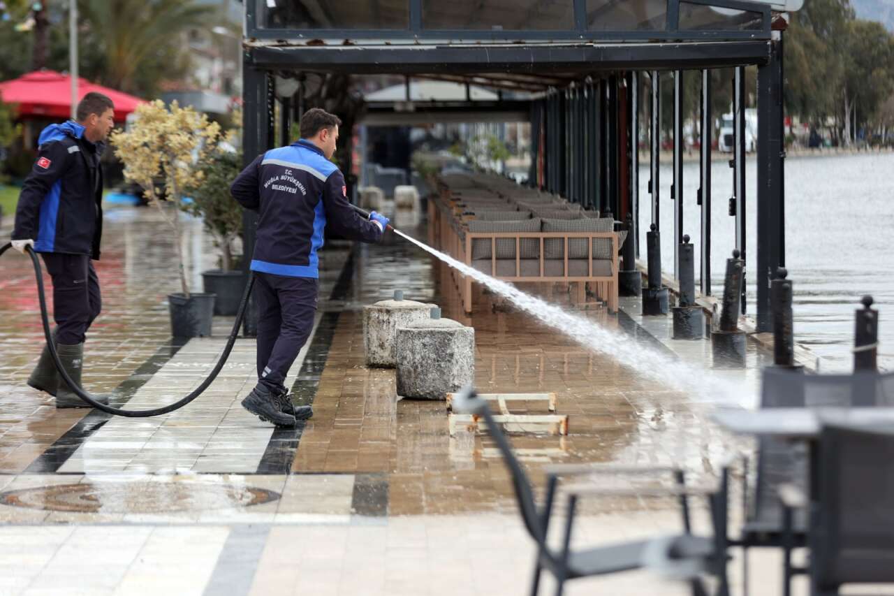 Köyceğiz’de Taşkın Temizliği: Büyükşehir Sahada 6